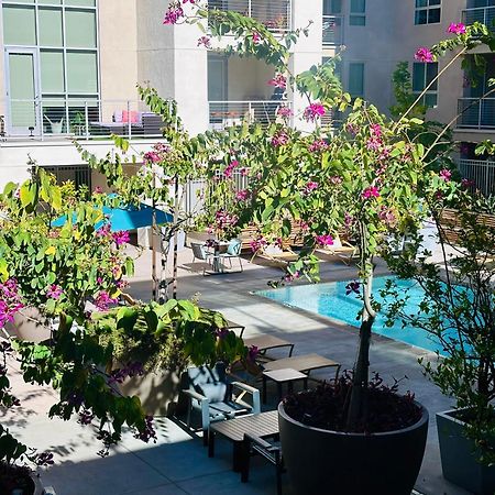 The Clouds Aparthotel Los Angeles Exterior foto